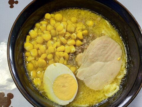 北海道へ行った気分で♪♪味噌バターコーンラーメン